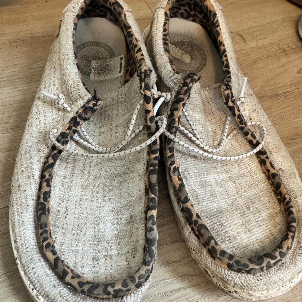 Hey Dude Women's Shoes in Cream with Leopard Trim